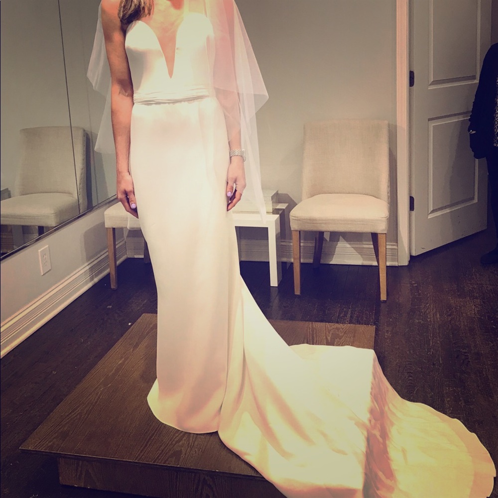 New York Couture Reem Acra Wedding Dress